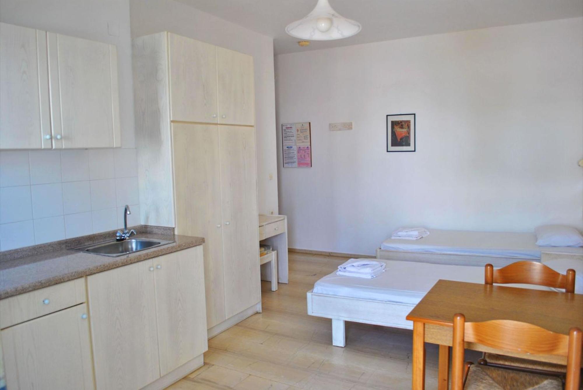 Melissa Apartments, Studios & Suites Malia Habitación foto